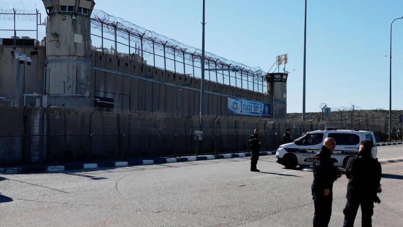 ইসরায়েলের কারাগারে কমপক্ষে ৫৯ ফিলিস্তিনি বন্দির মৃত্যু